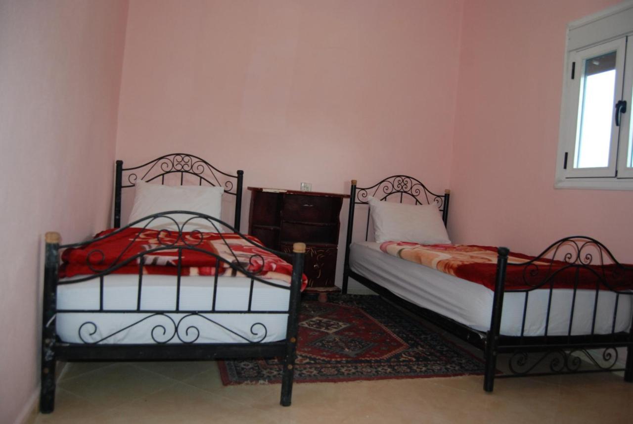 Auberge Tafilalt Bouzmou Bouzmou Imilchil Bagian luar foto