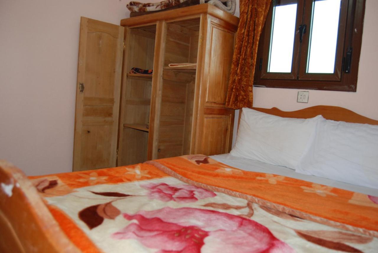 Auberge Tafilalt Bouzmou Bouzmou Imilchil Bagian luar foto