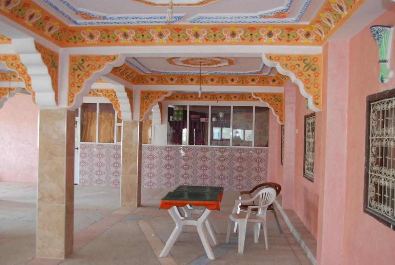 Auberge Tafilalt Bouzmou Bouzmou Imilchil Bagian luar foto